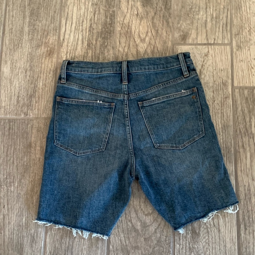 High Rise Denim Mid-Length Shorts🌺 - Picture 2 of 5